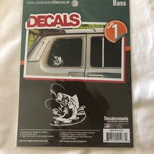 NWT DECALCOMANIA HOOKED FISH- BASS CAR DECAL